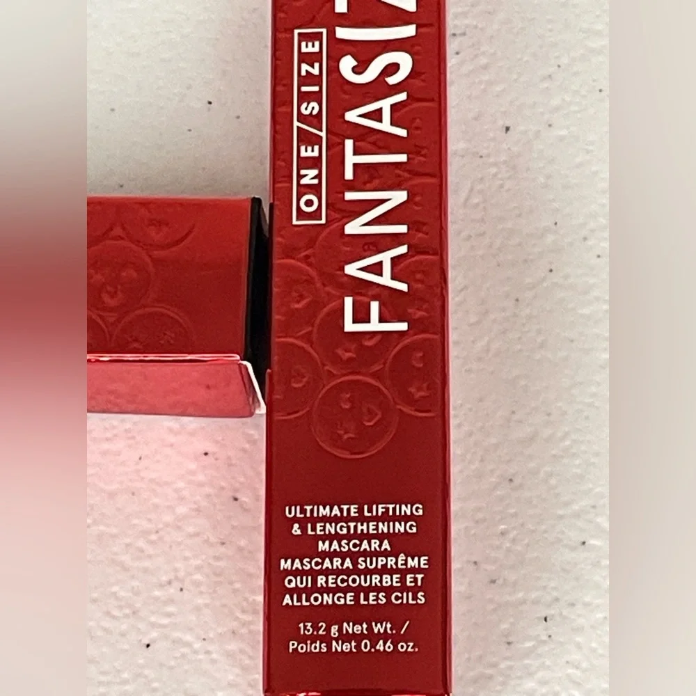 BUNDLE ONE/SIZE Fantasize Lifting Lengthening Mascara, Bodacious Black Full Size